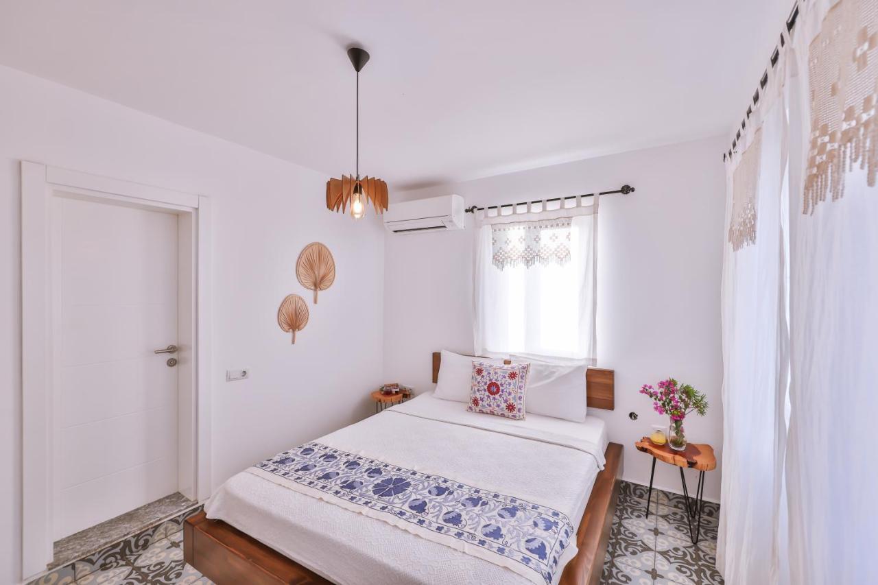 Dantel Butik Ev Pansiyon Kas Exterior photo
